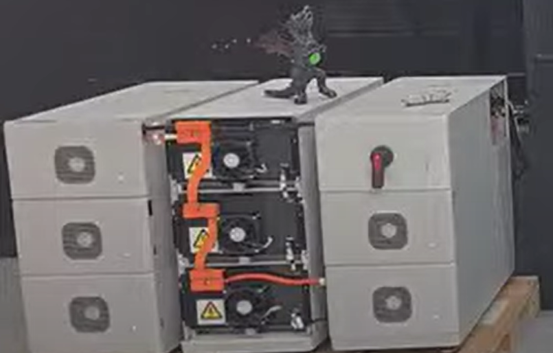 Beast-Battery-Fox-ESS