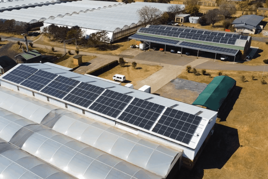 Wide-Aerial-Shot-of-Commercial-Greenhouse-Fox-ESS-Solar-Power-Agriculture-Mulders-Drift-Greenhouse